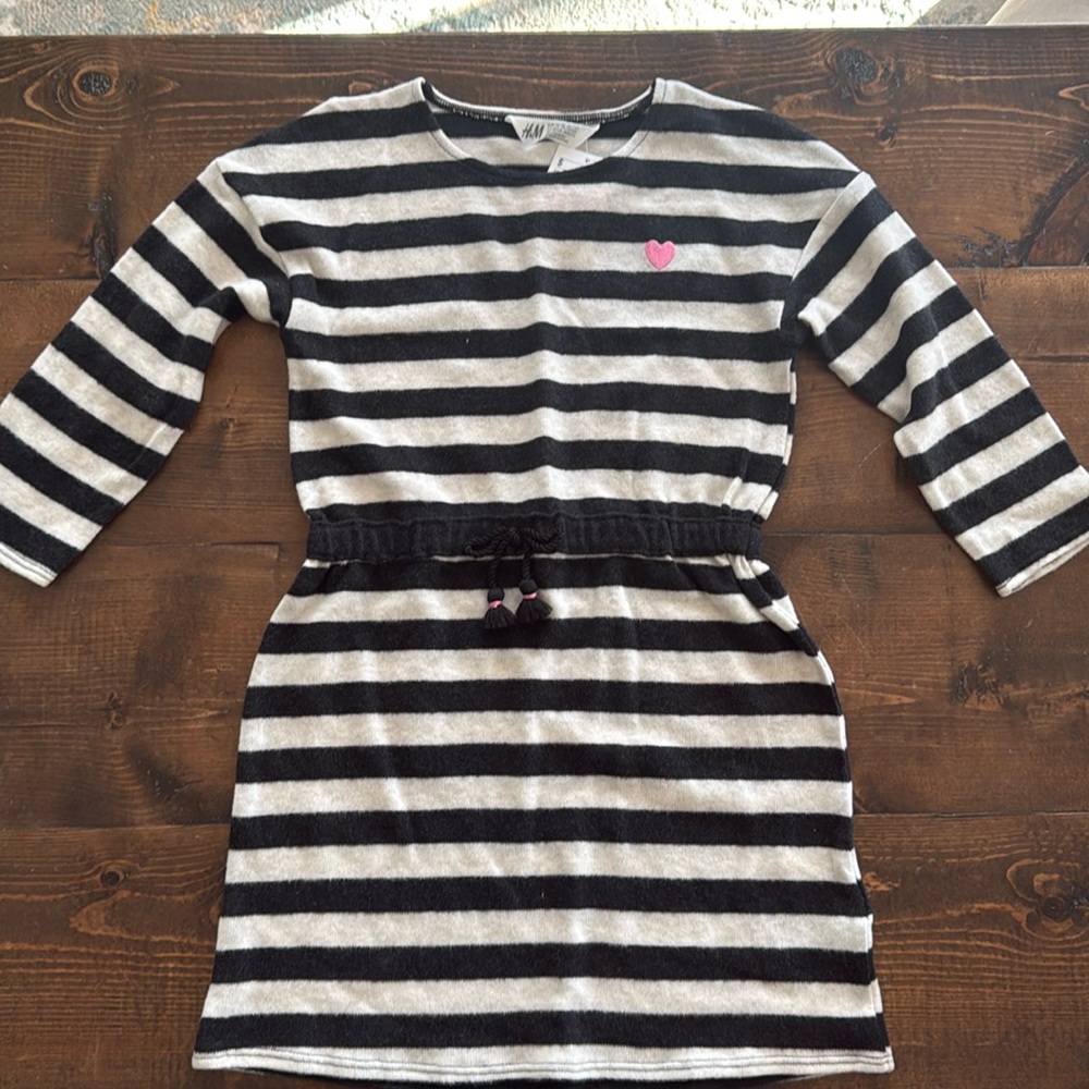 Girls H&M dress size 4-6